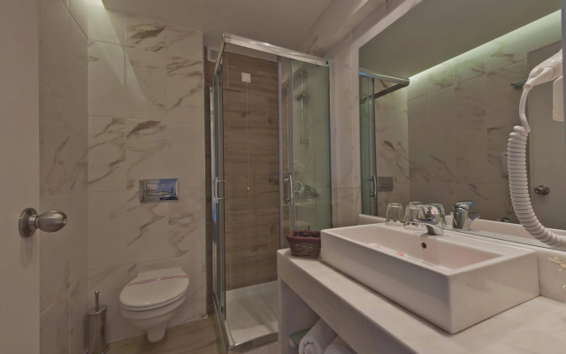 Mercure Rhodes Alexia Hotel & Spa