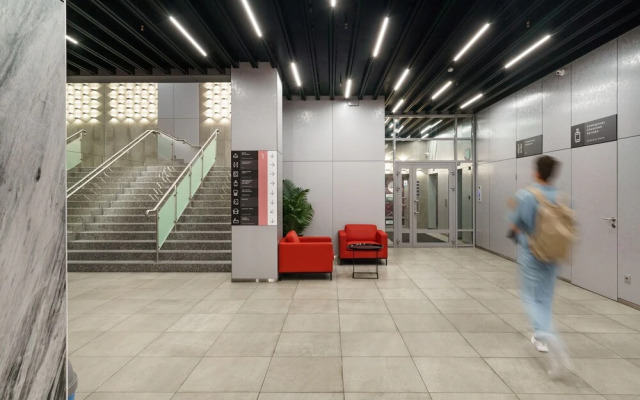 Modern Studio by Simply Comfort. Gym.