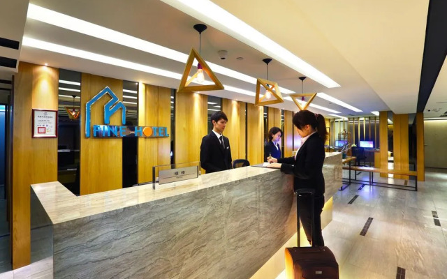 Fine Hotel