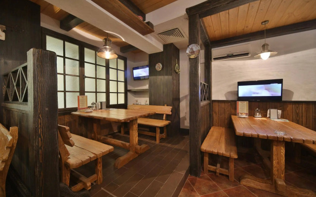 Hotel Sovremennik