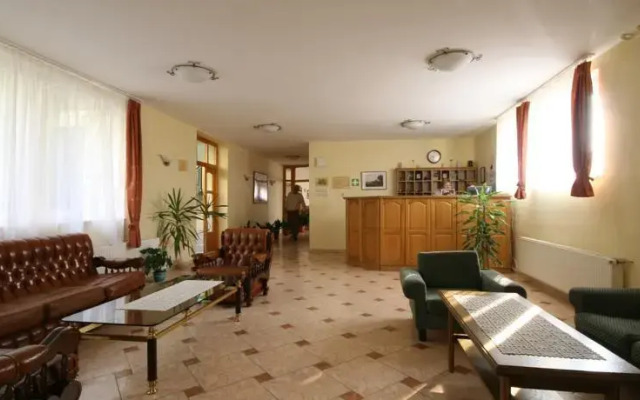 Hotel Vár