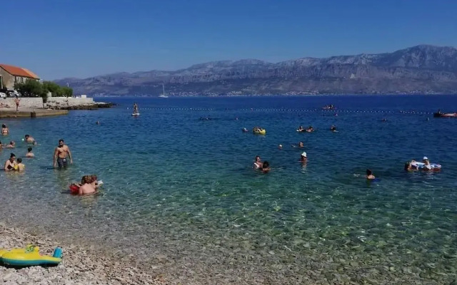 Žana - 30m From Beach - A2