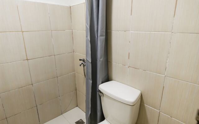 Metro Deluxe Residences