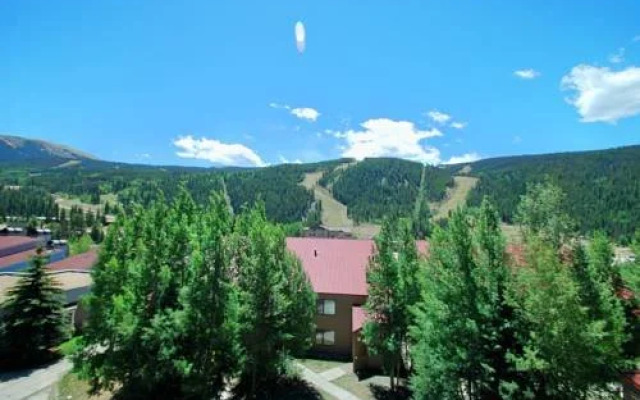 Ski Run by Key to the Rockies