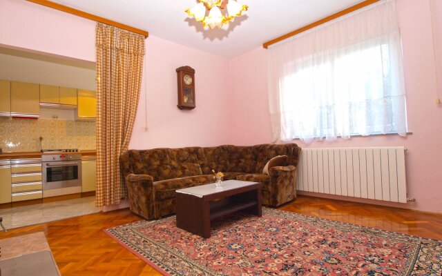 Apartments Branko 1348