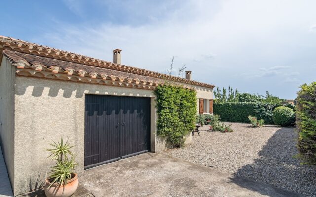 Superb Villa In Olonzac With Swimming Pool Close To Lake