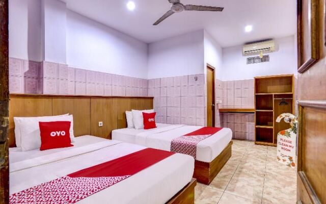 OYO 90201 Hotel Bina Artha