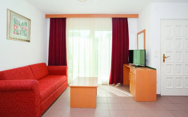 Ville Corinthia - One Bedroom No.2