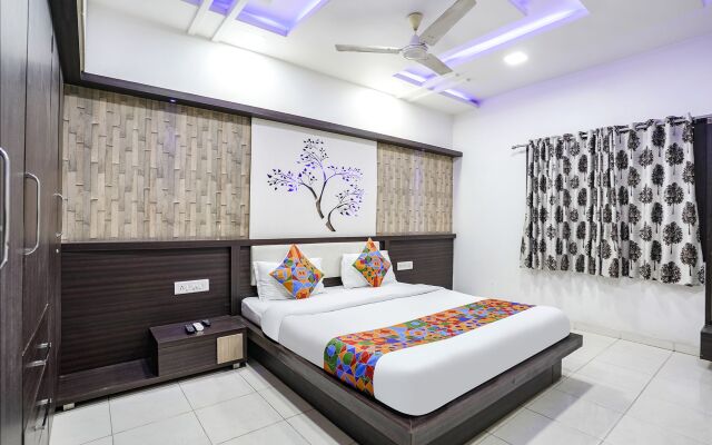 Fabexpress Jade Homestay