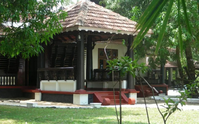 Vembanad House Boutique Back Water Homestay