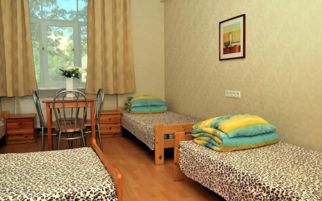 Happy Hostel
