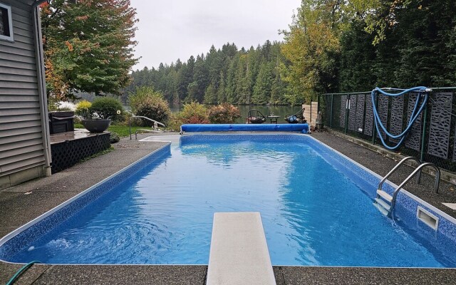 Luxury ocean dock pool villa