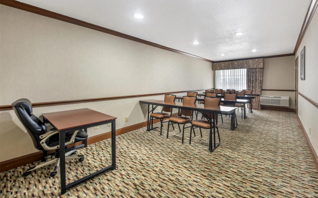Best Western Plus Atrium Inn