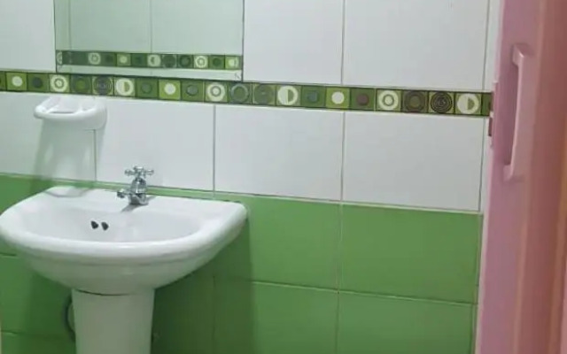 HABITACIÓN ALBORADA 1 con baño privado