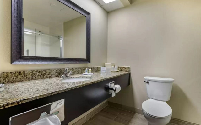 Comfort Inn Marion near Downtown & Blue Ridge PKWY