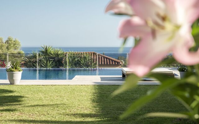 Exclusive 5star sea view villa Elviria