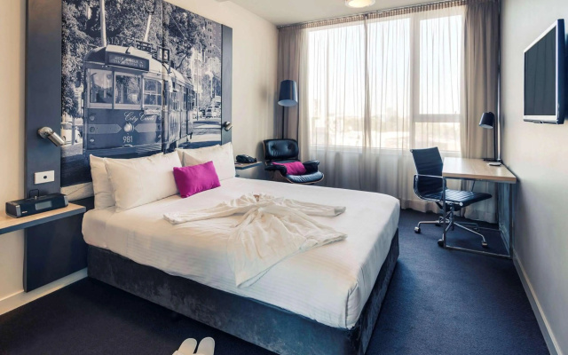 Mercure Melbourne Therry Street – Guest Rooms – Melbourne