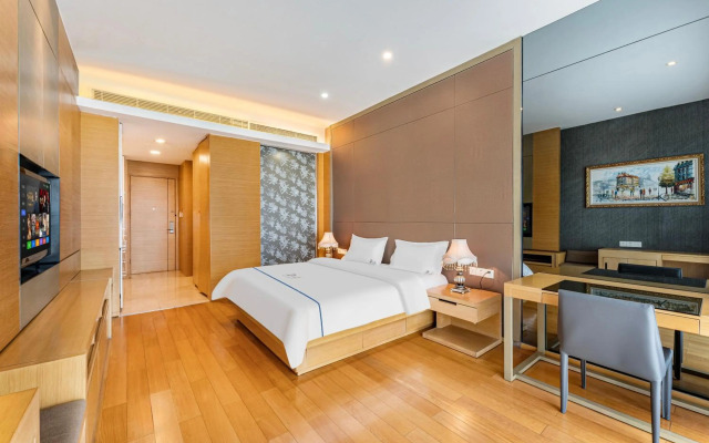 eStay Residence Poly World Trading Center