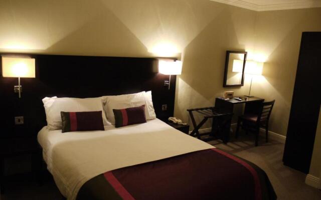 Hearns Hotel