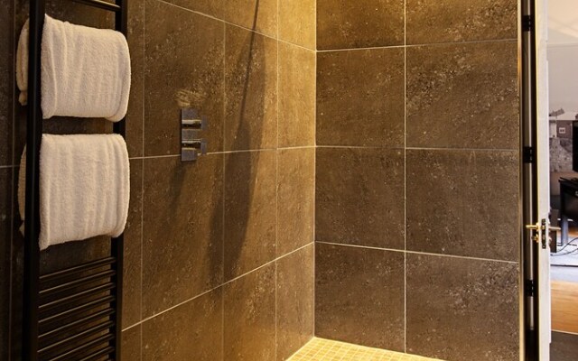 Rooms & Suites Picardy Place