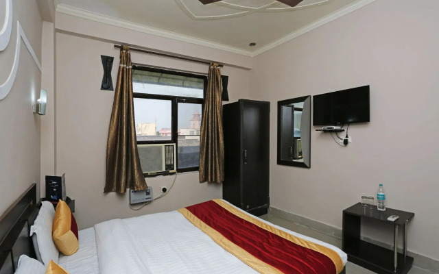 OYO 4752 Hotel Alpine
