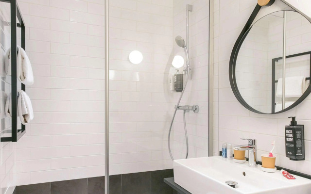 ibis Avignon Sud