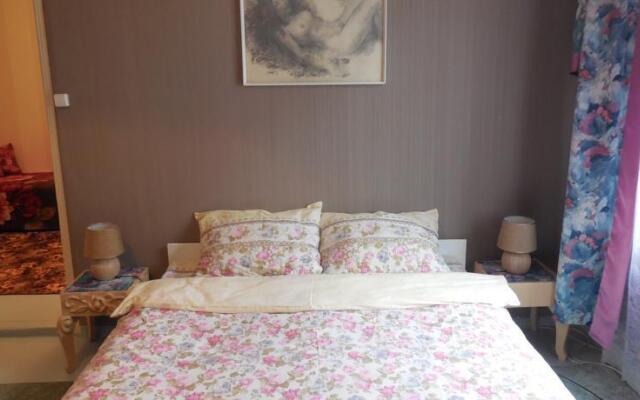 Posti Old Town Apartment