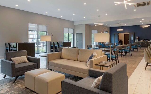 MainStay Suites Cincinnati University - Uptown