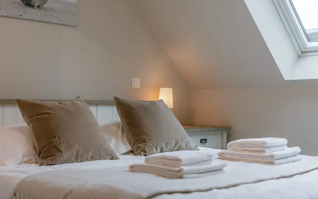 Spacious 3-bedroom Apartment in Oostende