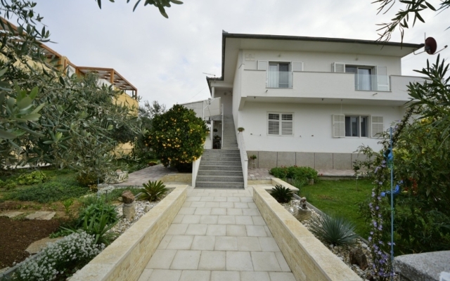 Apartment Sveto - 400 m from beach: A1 Biograd, Riviera Biograd