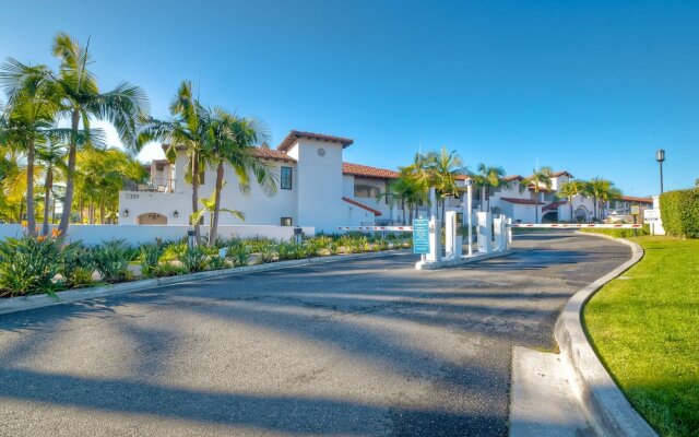 Serenity in La Costa Paradise