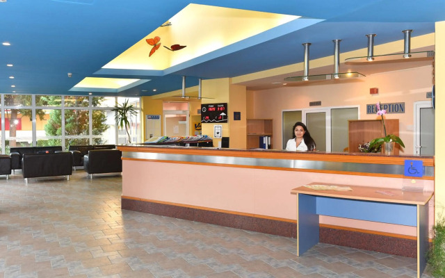 Hotel Oasis