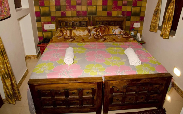 Hem Guest House