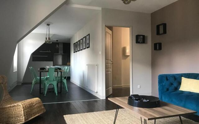 Grand appartement 3 chambres Poitiers coeur de ville