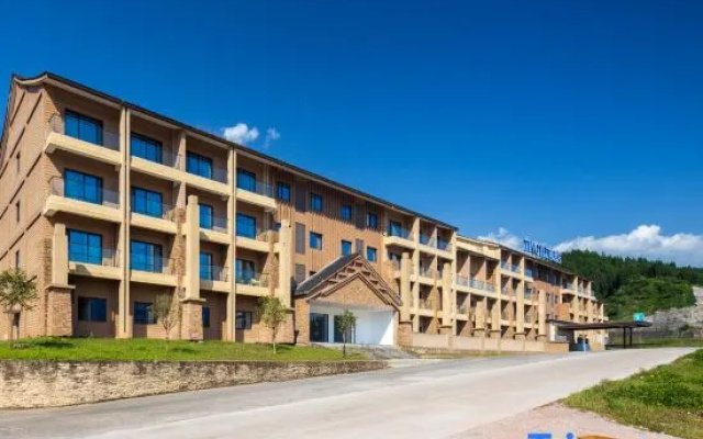Tingyi Hotel Wawu Mountain – Exterior – Meishan