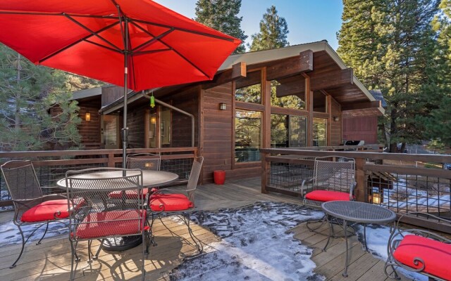 Archie's Bungalow by Tahoe Mountain Properties