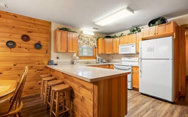 Poplar Point Condo Unit 12E - Three Bedroom Condo