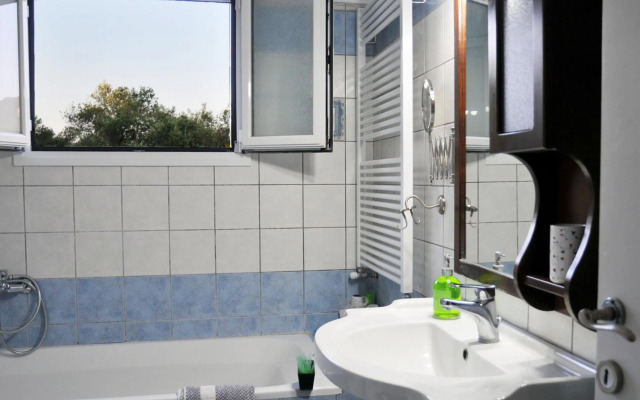 Erotokritos Sea View Home