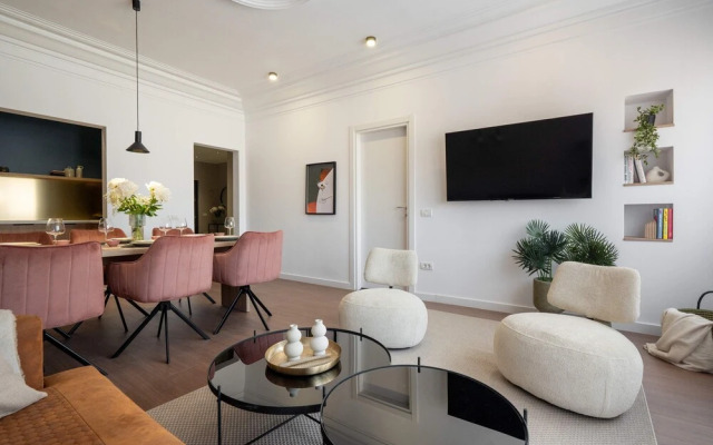 Spacious 3BR by Cismigiu Gardens