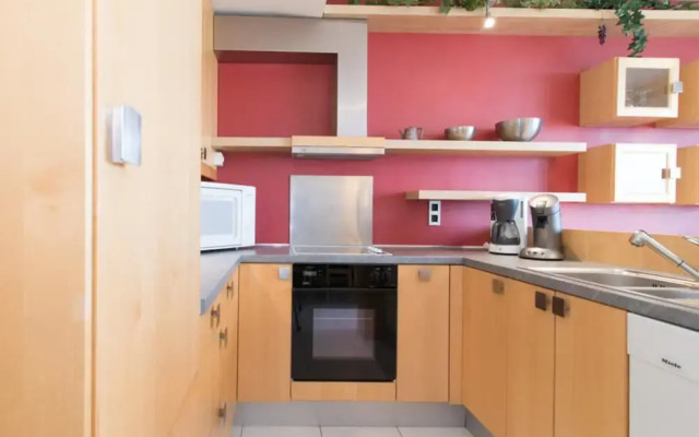 Spacious Apartment With sea View