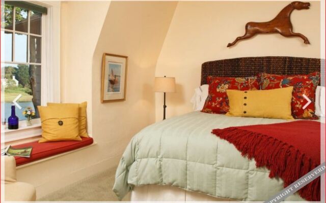 Bufflehead Cove Bed & Breakfast
