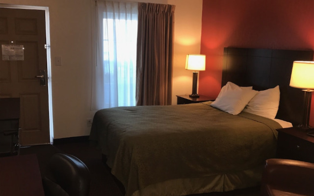 Days Inn by Wyndham Cave City