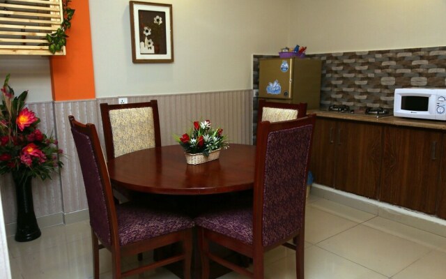 Hak Mall Suites