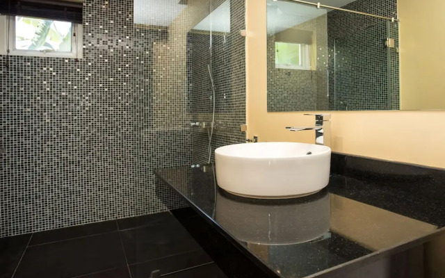 Seaview Pool Villa Dragon D in Tropics