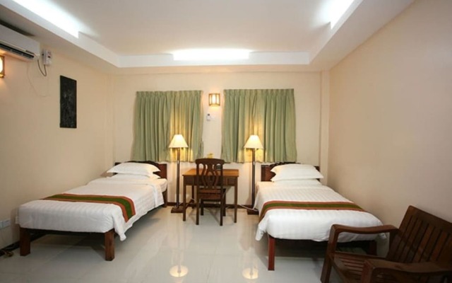 Hotel June Business Bed Breakfast