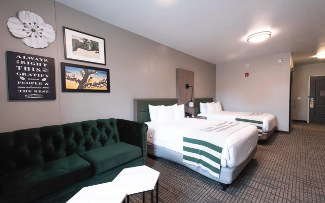 Oxford Suites Paso Robles