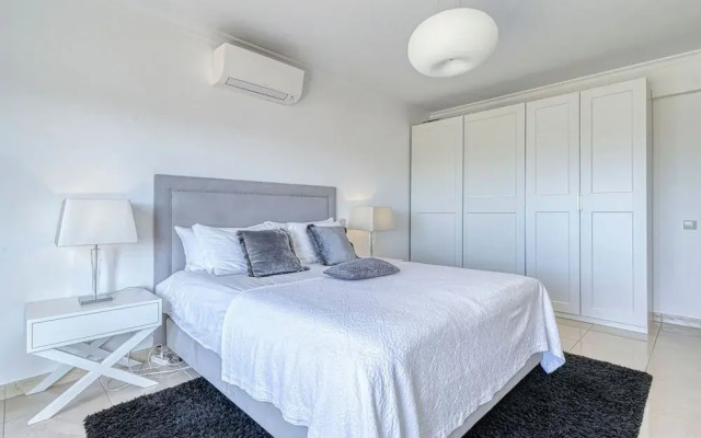 7 Boa Nova Immaculately Presented TWO Storey TOW