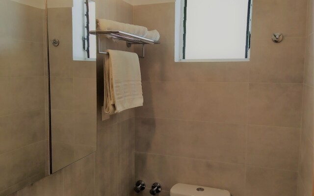 Aronis Apartments