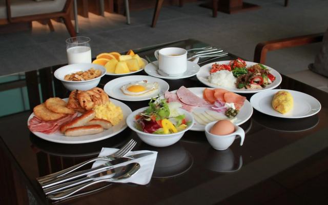 Midas Hotel & Resort