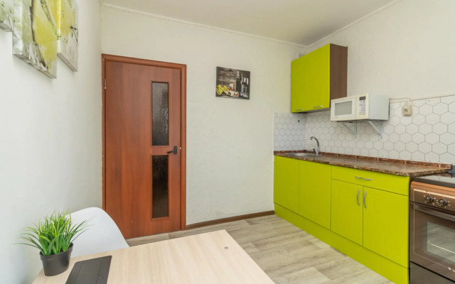 Novikov Courtyard on Dovator Street